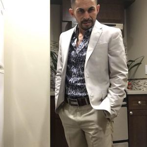 Meet your Posher, Marcos